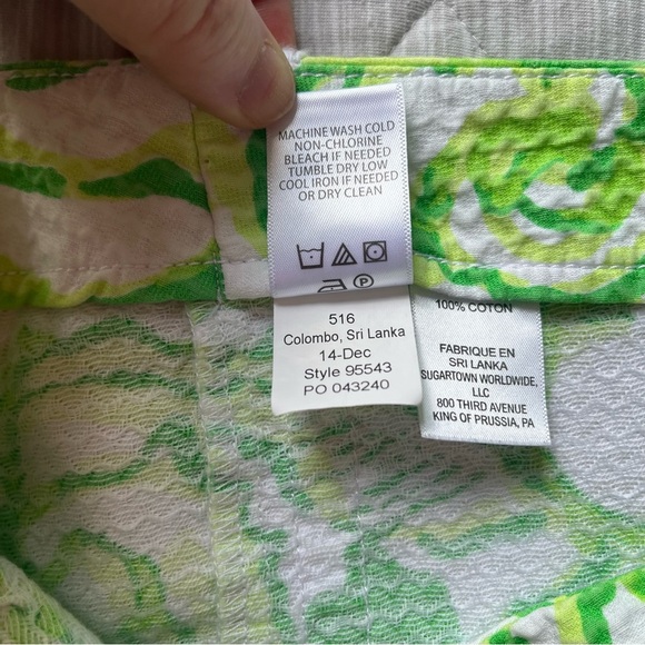 Lilly Pulitzer High Waist Green and White Shorts - Picture 4 of 9